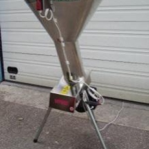 Broyeur à couteaux